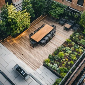 Urban Oasis: Chic Rooftop Retreat