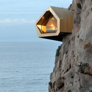 Breathtaking Cliffside Tiny House