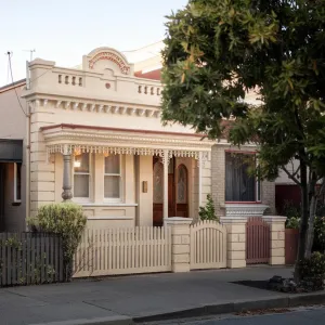 A Cheerful Slice of Melbourne’s Victorian Past