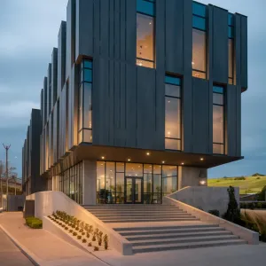 Concrete Majesty: The Stately Step-Up