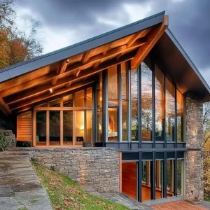 Slope House’s Symmetrical Splendor
