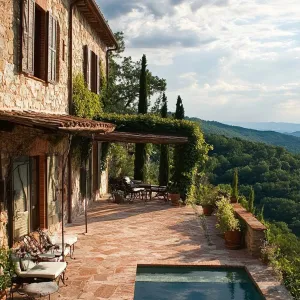 Cozy Tuscan Retreat With a View