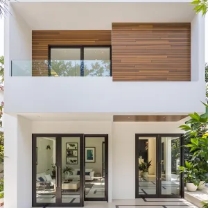 Oceanfront Zenith Abode