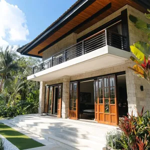 Breezy Stone Delight: Bali’s Sunny Escape