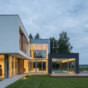 Twilight Meadow Glassframe Residence