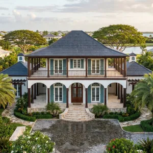 Portico Crest Island Courtyard Residence