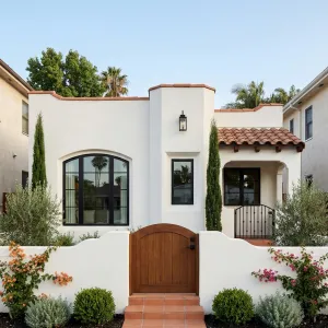 Sunwashed Courtyard Style Spanish Retreat