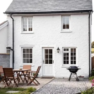 Cozy Haven With Pebbled Perfection