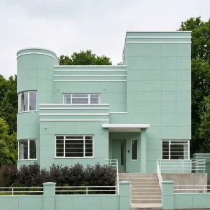 Aqua Cruise Liner Deco Cottage