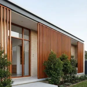 Linear Timber Screen Garden Residence