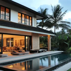 Palm Paradise: The Sunset Villa