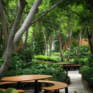 Whirlwind Hideaway in Lush Greenery
