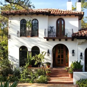 Mediterranean Magic: The House of Sunlit Arches