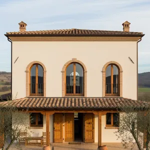 Countryside Chic: The Brick and Beam Dream