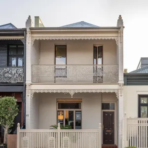 Elegant Simplicity in Melbourne’s Victorian Pride