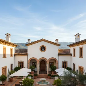 Sunwashed Arcadia Courtyard Residence