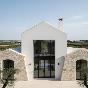 A Splash of Modern in the Rustic Realm