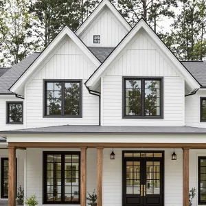Chic Hideaway with a Touch of Grandeur