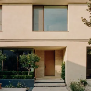 Sunlit Courtyard Slab Entry Residence
