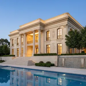 Sunlit Colonnade Poolfront Estate