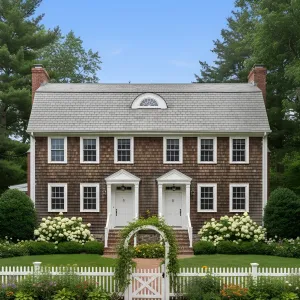 Twin-Entry Gambrel With Garden Gate