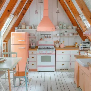 Retro-inspired A-frame With Colorful Decor