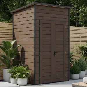 Compact Wooden Retreat