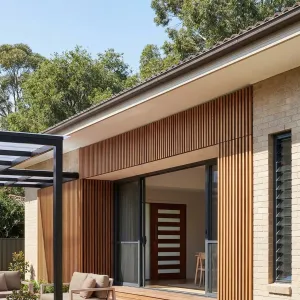 Timber Slat Courtyard Lounge House