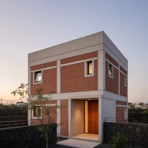 Banded Brick Cube Retreat
