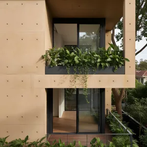 Planter-Edge Concrete Garden Loft
