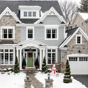 A Blizzard of Cozy Gables