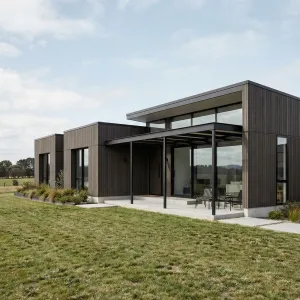Low-Slung Pavilion On The Pasture