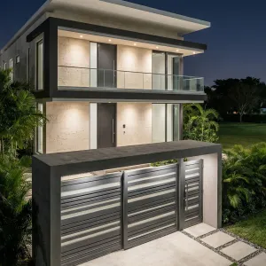 Palm Edge Retreat With Framed Metal Gate