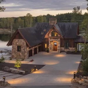 Rustic Retreat by the Water’s Edge