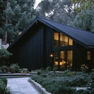 Dusky Dwelling in the Grove