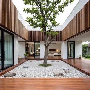 Treehouse in a Courtyard: Thai Style