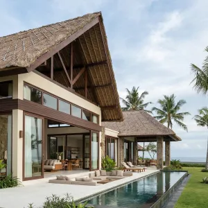 Seafront Thatched Pavilion Escape
