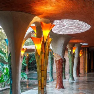 Dreamy Garden Columns Illuminate the Path