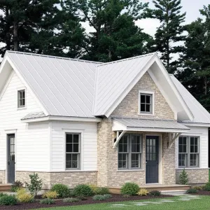 Quaint Stone Abode in the Pines