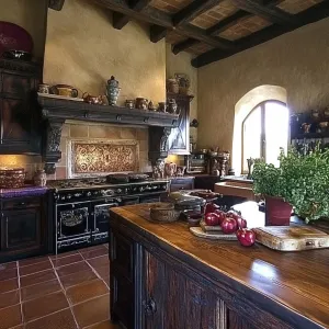 Charming Tuscan Kitchen