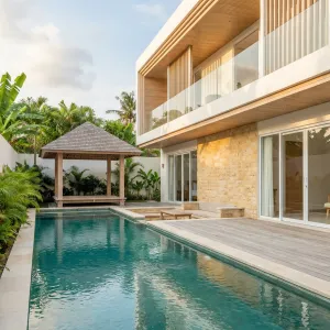 Minimalist Lagoon Courtyard Residence