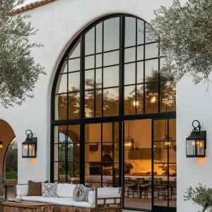 Archway Elegance: The Modern Homestead Dream