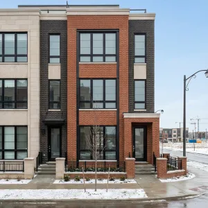 Trim Brick Brownstone With Framed Corners