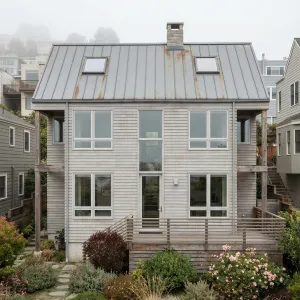 Seaside Slope House With Native Garden