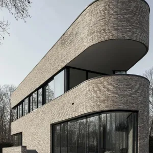 Curved Brick Elegance: A Modern Contour