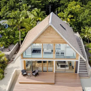 Timberfront Tranquility Retreat