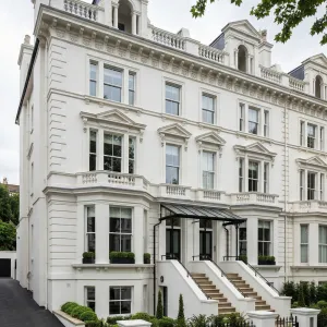Notting Hill Grand Stucco Townhouse