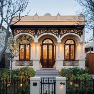 Preview of Victorian Arches and Twinkling Lights in Melbourne
